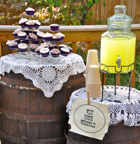 20 Ideas How To Build Backyard Engagement Party Some Of The Coolest