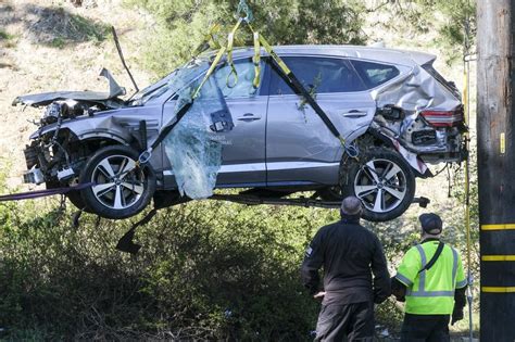 LA Sheriff Calls Tiger Woods Crash Purely An Accident