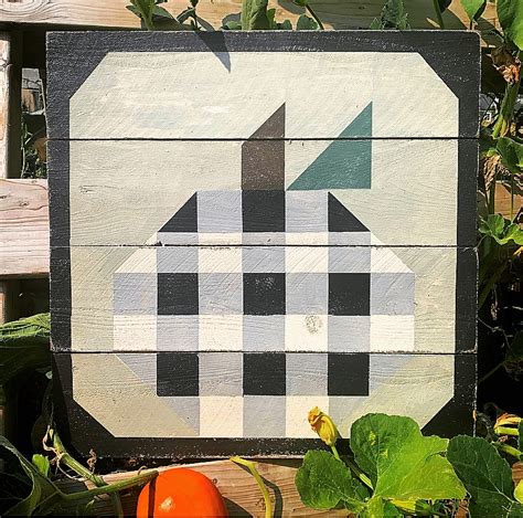 Tweetle Dee Design Co Gingham Pumpkin Patch Barn Quilts