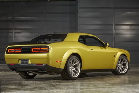 2020 Dodge Challenger 50th Anniversary Edition Celebrates Birthday With