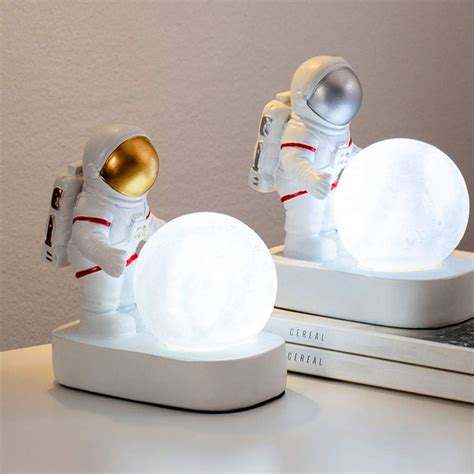 Osaladi Spaceman Lámpara De Mesa Led Para Astronauta Con Diseño De