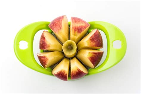 7 Best Apple Slicers Of 2022 Slicing Made Easy Simple Green Moms