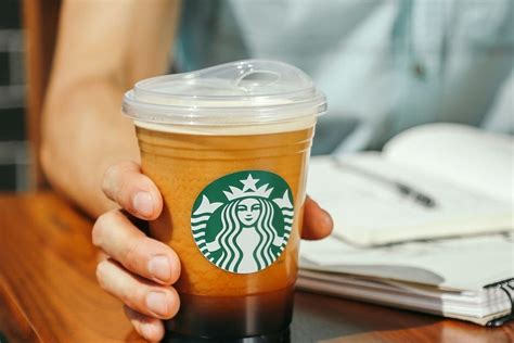 Caffeine Addicts Rejoice Starbucks Is Banning Plastic Straws Travel