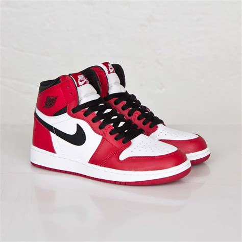 Jordan Brand Air Jordan 1 Retro High Og Gs 575441 101 Sneakersnstuff Sns