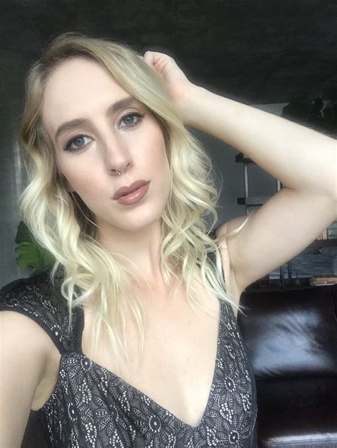 Tw Pornstars Pic Cadence Lux Twitter Another Day Another Selfie Thanks For The Pretty