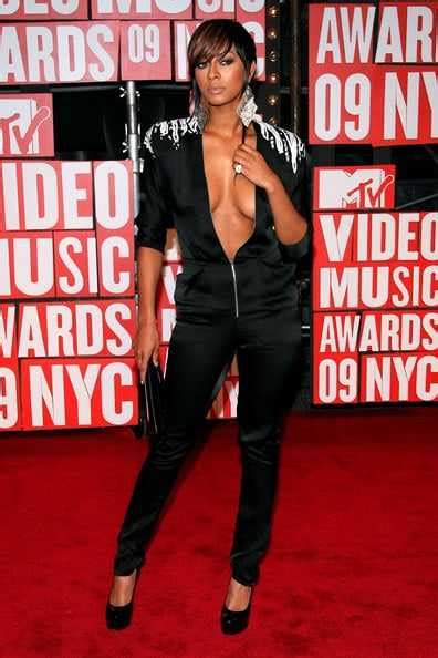 50 keri hilson nude pictures present her wild side allure the viraler