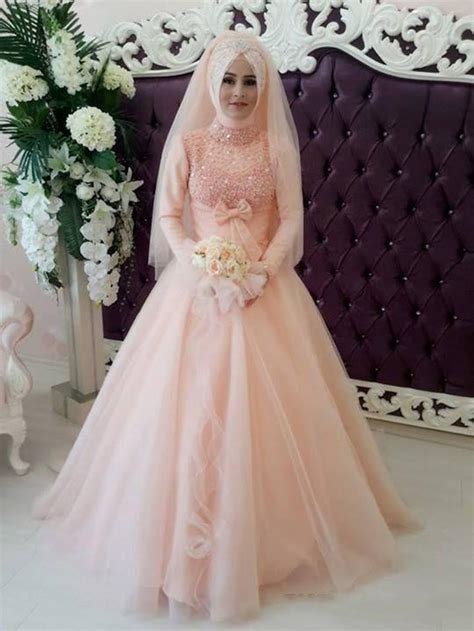 2016 Unique Muslim Wedding Dresses Arabic Style Light Peach Bridal