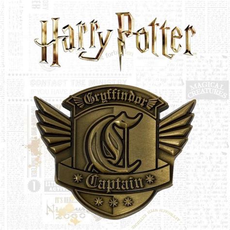 Insignia Metalica Harry Potter Quidditch Capitan Gryffindor Ed Limitada