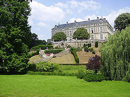 Le château Colbert de Maulévrier Châteaux Château Colbert