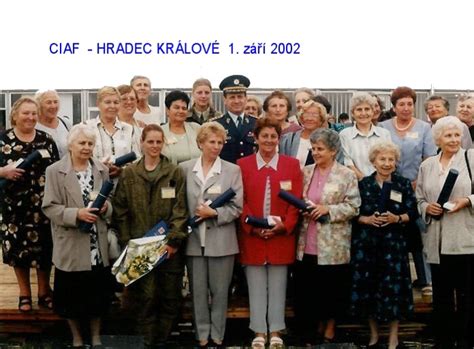 Až do letošního ledna byla herečka mnoha rolí zdena procházková vitální a zcela soběstačná.pak ji však. XIV. TURNUS PILOTŮ - VETERÁNŮ | DÍVČÍ LETKA
