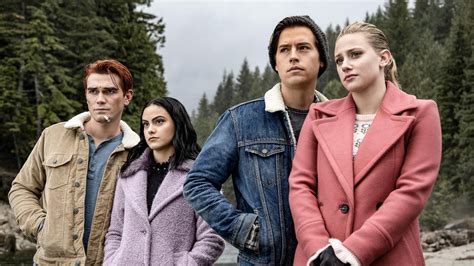 Riverdale Ending Explained Why The Quad Relationship Was Always Going