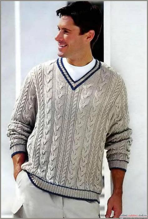 Вязание спицами стильного мужского свитера из хлопковой нити. Схема с ...