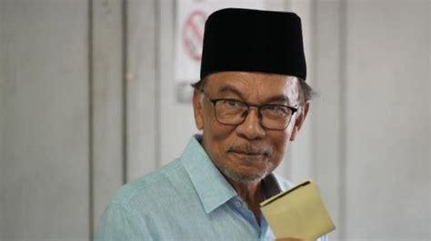 Anwar Ibrahim Chosen As Malaysias 10th Prime Minister Inauguration