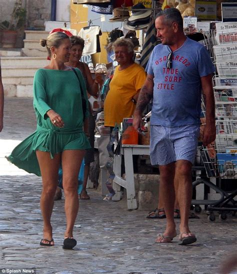 Kate Moss Flashes Her Legs In Emerald Green Summer Dress In Greece