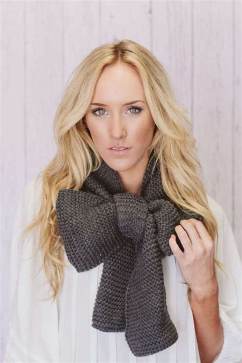 10 Elegant Scarf Trend Forecast For Fall And Winter