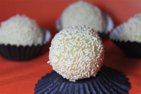 Brigadeiro branco 7 receitas que você vai amar Tudo Ela