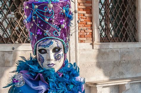 10 Facts About Venetian Masks History Traditions And Meaning