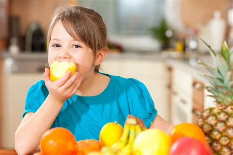 How To Teach Your Children To Eat Fruit Vegetables Fish And Legumes