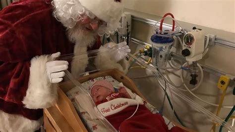 Premature Babies Get 1st Photos With Santa Claus Abc News