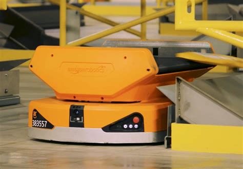 Amazon Uses 800 Robots To Run This Warehouse Ieee Spectrum