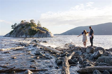 Jess Ryan Whytecliff Park Engagement — Lauren Garbutt Photography