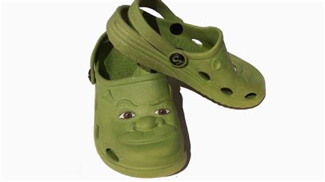 crocs stay on during sex know your meme