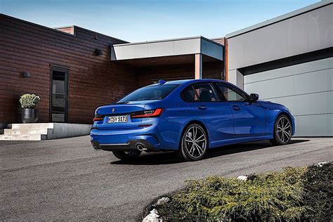 May 26, 2020 · many automotive brands in the luxury segment like mercedes, bmw, audi, lexus and in the economy segment like toyota, ford, volvo, general motors are getting ready for a fierce competition. 2020 BMW 3 Series Review - autoevolution