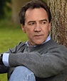 Robert Lindsay - Biography, Height & Life Story | Super Stars Bio