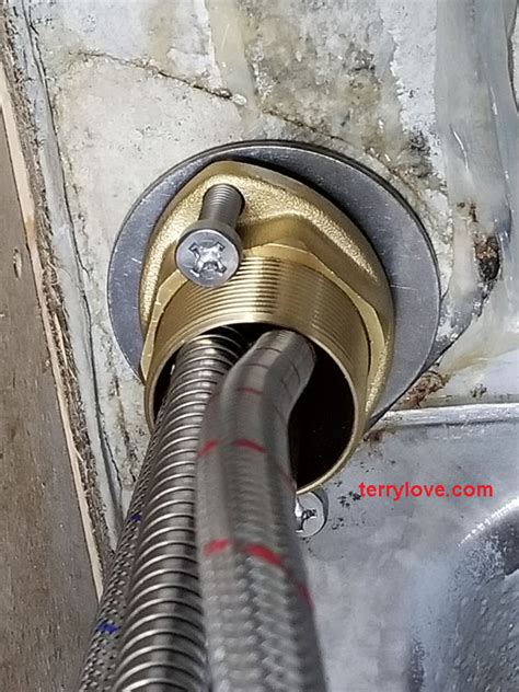The faucet is mounted and secured with some nuts. Kitchen Faucet Mounting Nuts | Tyres2c