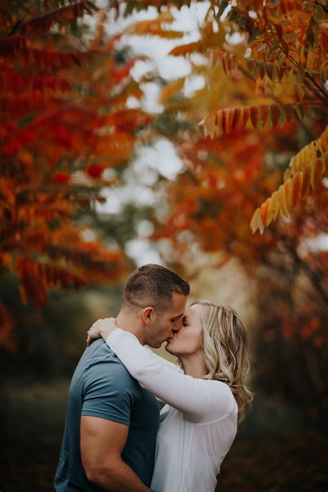 Fall Engagement Photos Wedding Photography Couples Romantic Colors