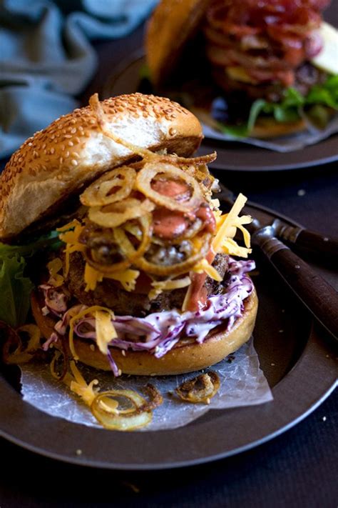 This is a classic burger recipe that requires zero fuss. Best Beef Burgers Recipe - Fleisherei & Biltong@ZA