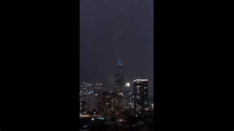 Lightning Strikes Chicagos Willis Tower See It On Video Fox News Video
