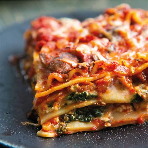 Meat Lasagna 4 Servings