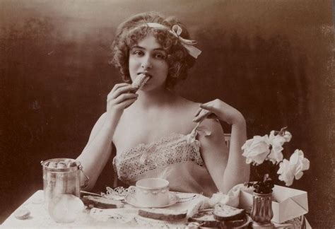 Erotic Photos From 1900s 8 Pics