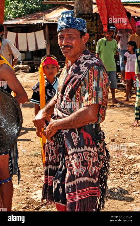 Traditional Indonesian Men
