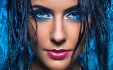 Fond Décran Visage Femmes Maquette Yeux Bleus Rouge Maquillage La Photographie Fermer