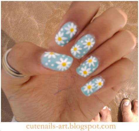I went for a colourful flower nail art with some lacy outlines. cutenails-art: spring nails art : Daisy flowers