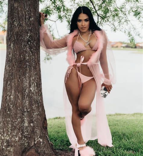 Zelina Vega Ex Wwe Superstar Bikini Photo