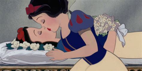 Photos Les Princesses Disney Se Sauvent Elles Mêmes Par Lartiste