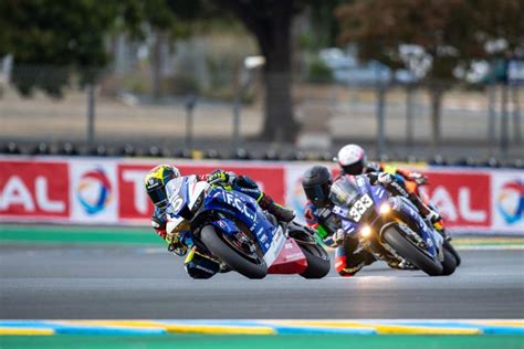 24 Heures Motos Fcc Tsr Honda France En Tête De La Deuxième Séance D