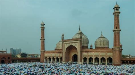 Hari Raya Haji 2021 Indonesian Muslims Mark Grim Eid Al Adha Amid