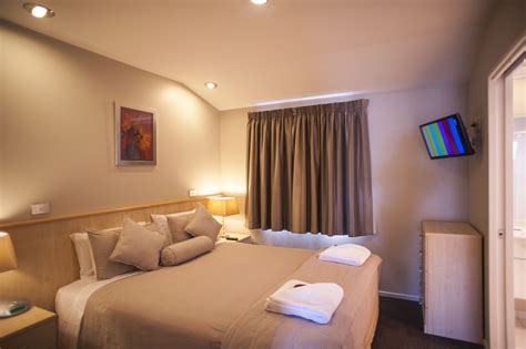 Studios are the perfect alternative to a hotel room each with a fully equipped kitchenette. Christchurch Luxury Apartment | 5-Star 1 Bedroom Apartment ...