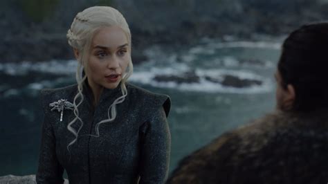 What Is Daeneryss Dragon Pin In Game Of Thrones Season 6 Popsugar