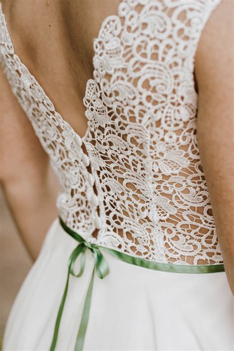 Hochzeitskleid kurz zu günstigen preisen vom besten hochzeitskleid kurz bei milanoo kaufen. Greta - Hochzeitskleid kurz rückenfrei mit Spitze ...