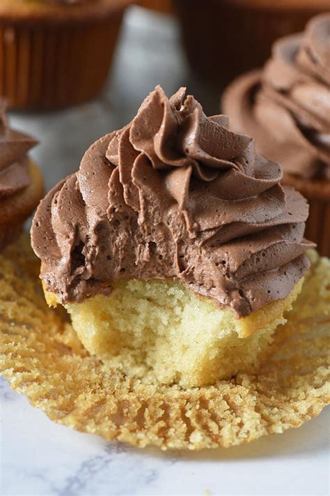 Easy Recipe For The Best Chocolate Buttercream Frosting Perfect For