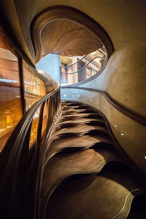 Atmos Studio Creates Amazing Stairstalk Staircase For Hide Restaurant