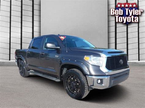 2016 Toyota Tundra Sr5 4x4 Sr5 4dr Crewmax Cab Pickup Sb 57l V8 Ffv