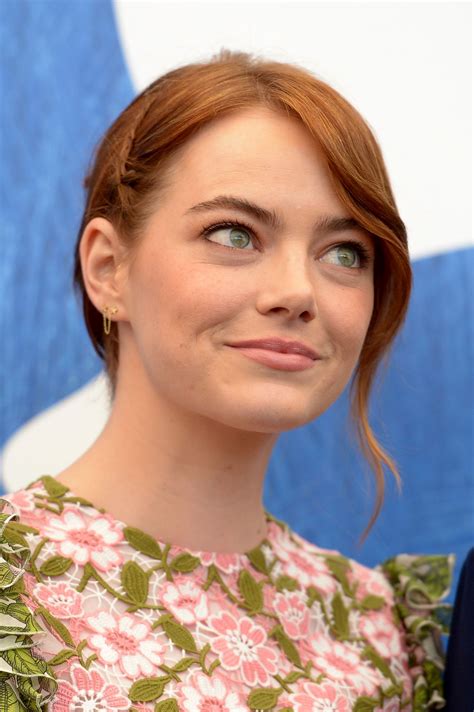 Emma stone is one of the hottest women in hollywood an american actress. Emma Stone - 'La La Land' Photocall - Venice Film Festival ...