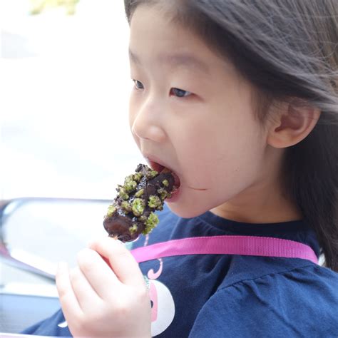 Agar Si Kecil Tidak Jajan Sembarangan - Mommies Daily