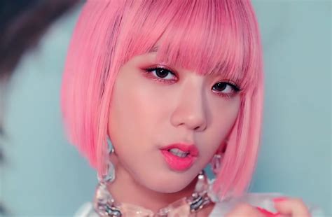 Blackpinks Jisoo Explains Why She Is Groups Top Visual Reveals Her